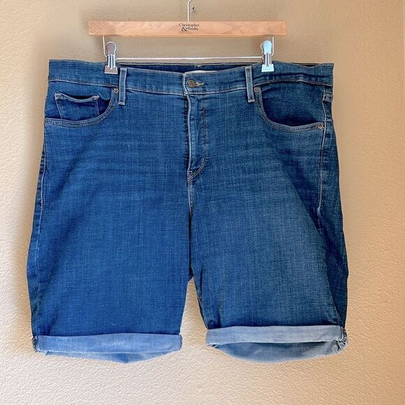 Levi’s Classic Bermuda Shorts 20W - Picture 1 of 6
